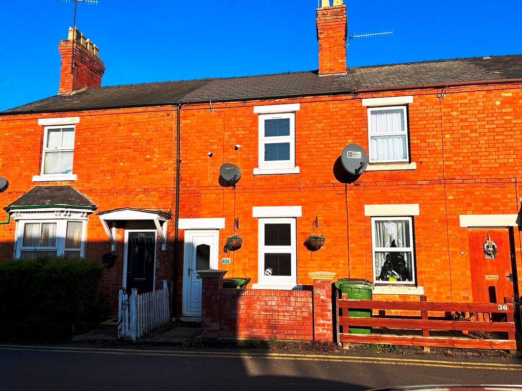 Property photo 1 of 8 Front Aspect