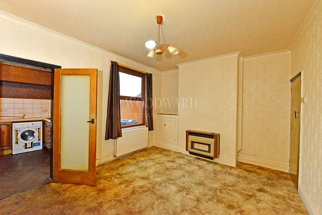 Property photo 3 of 13 Dining Room