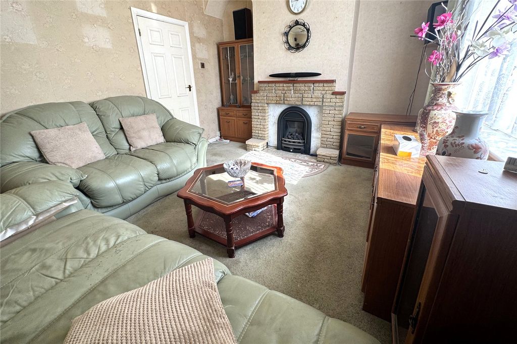 Property photo 2 of 10 Picture No. 05