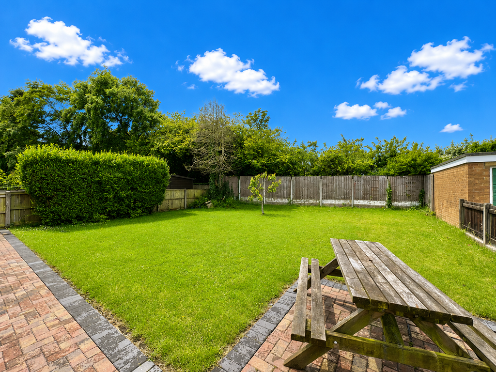Property photo 2 of 16