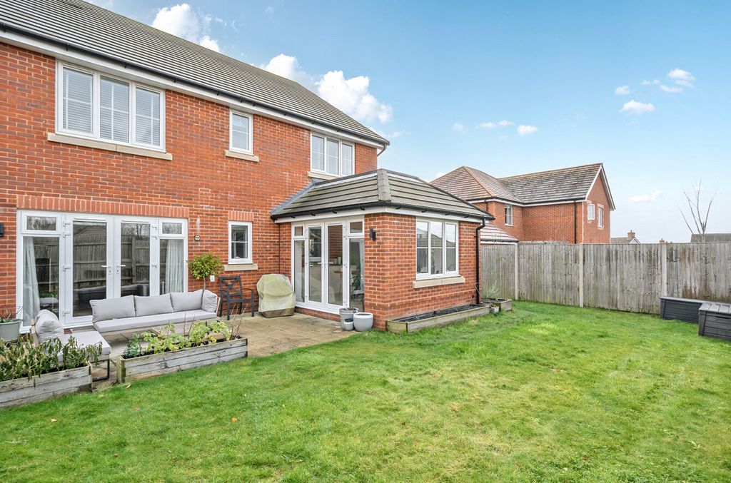 Property photo 3 of 21