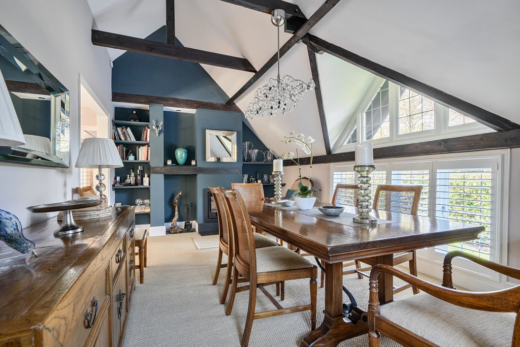 Property photo 3 of 21