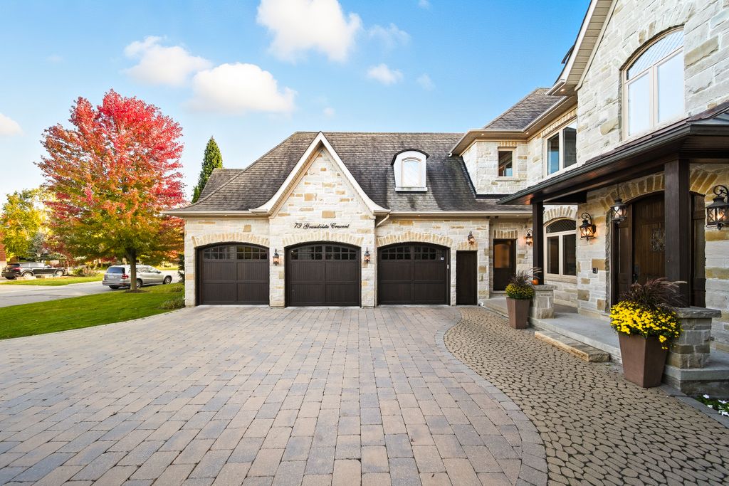 Property photo 3 of 35