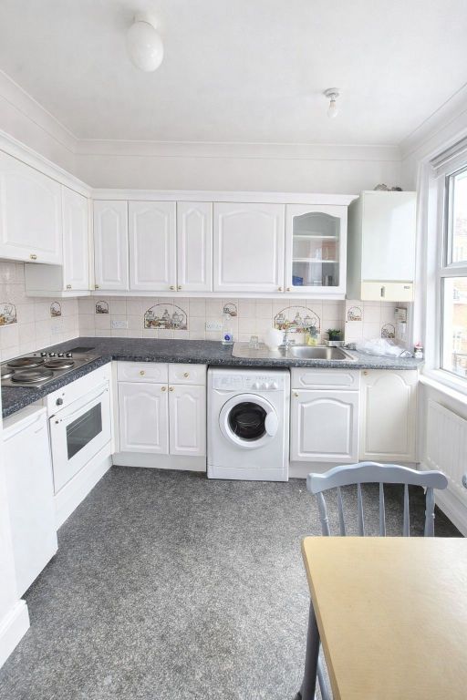 Property photo 2 of 8 Photo 5