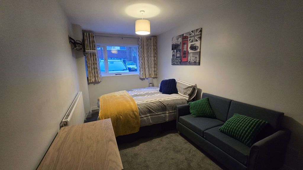 Property photo 3 of 22 Gallery