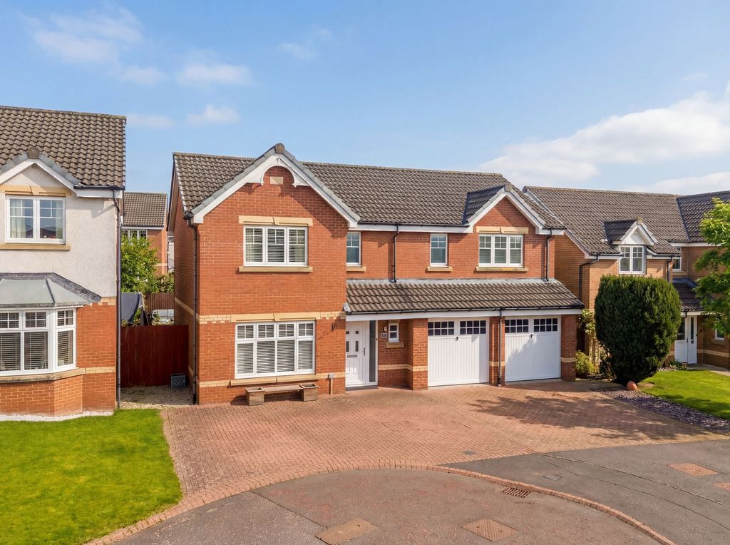 Property photo 1 of 27