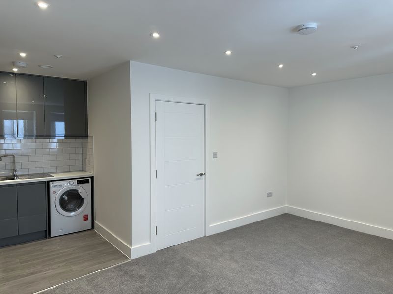 Property photo 2 of 11 Photo 1