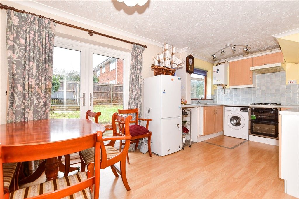 Property photo 1 of 17 Kitchen/Diner