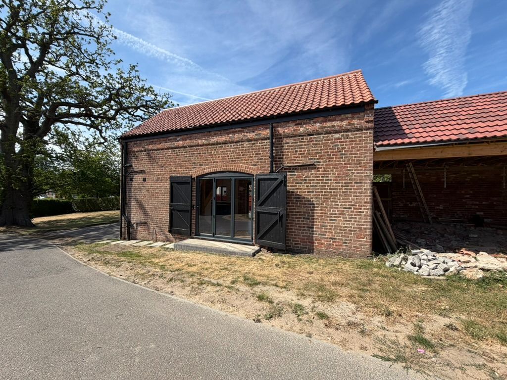 Property photo 1 of 23