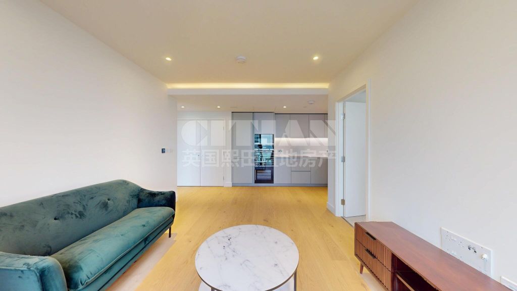 Property photo 2 of 26