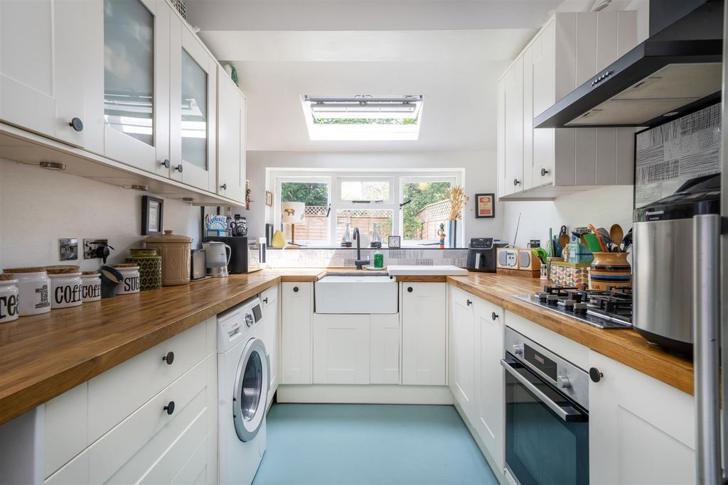 Property photo 3 of 13 3