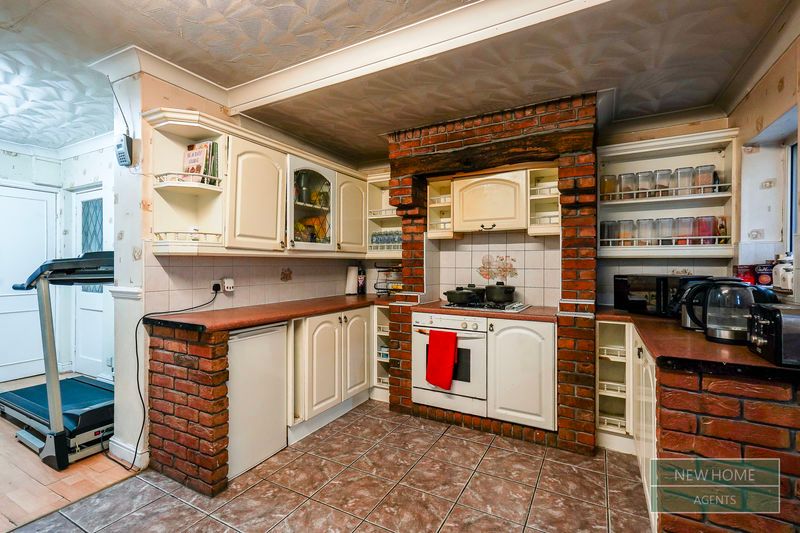 Property photo 2 of 28 Photo 3