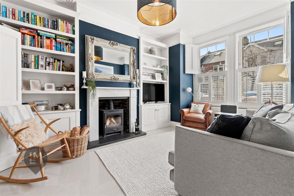 Property photo 3 of 10 Reception Room