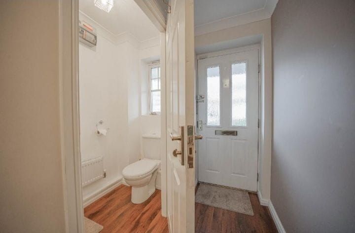 Property photo 2 of 5