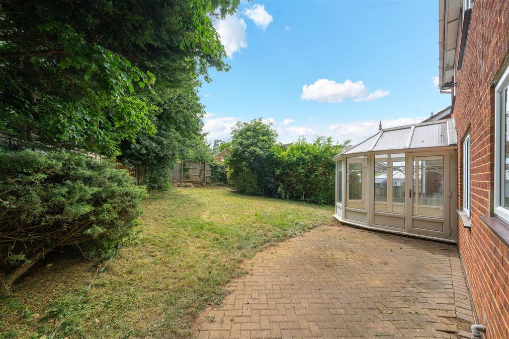 Property photo 3 of 18
