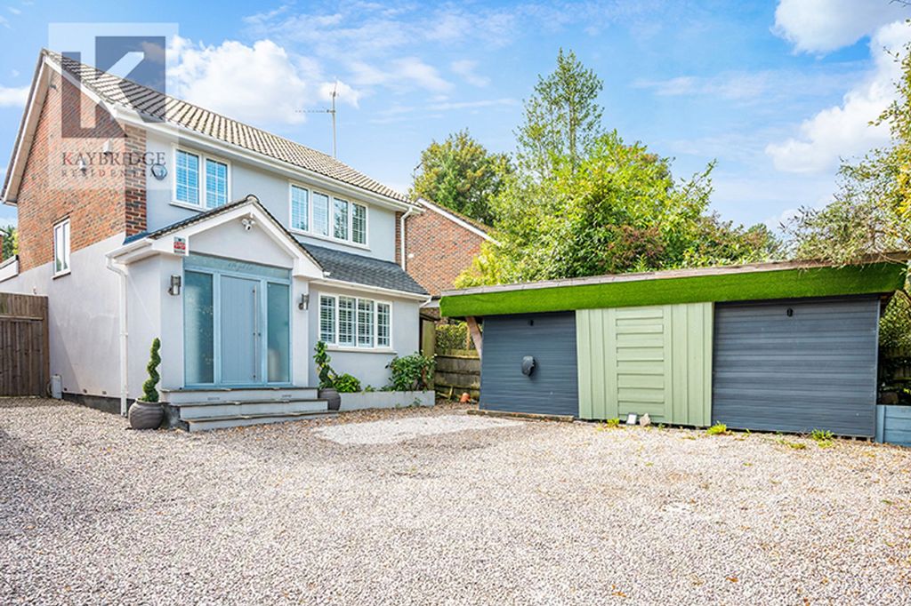 Property photo 1 of 16
