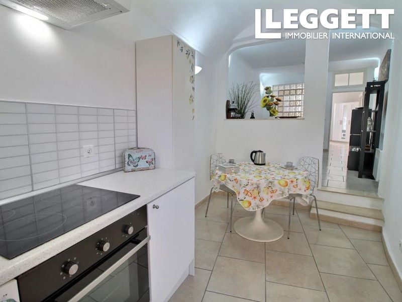 Property photo 3 of 5