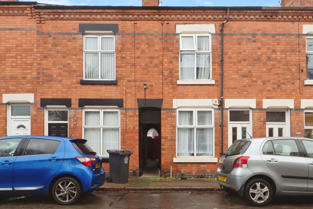 Property photo 1 of 17