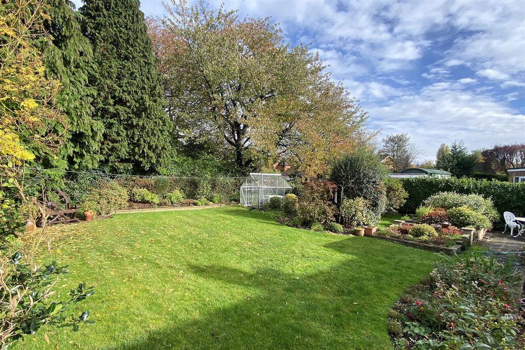 Property photo 2 of 17 251108-Winthorpe-Garden ©Joebriggsprice.Jpg