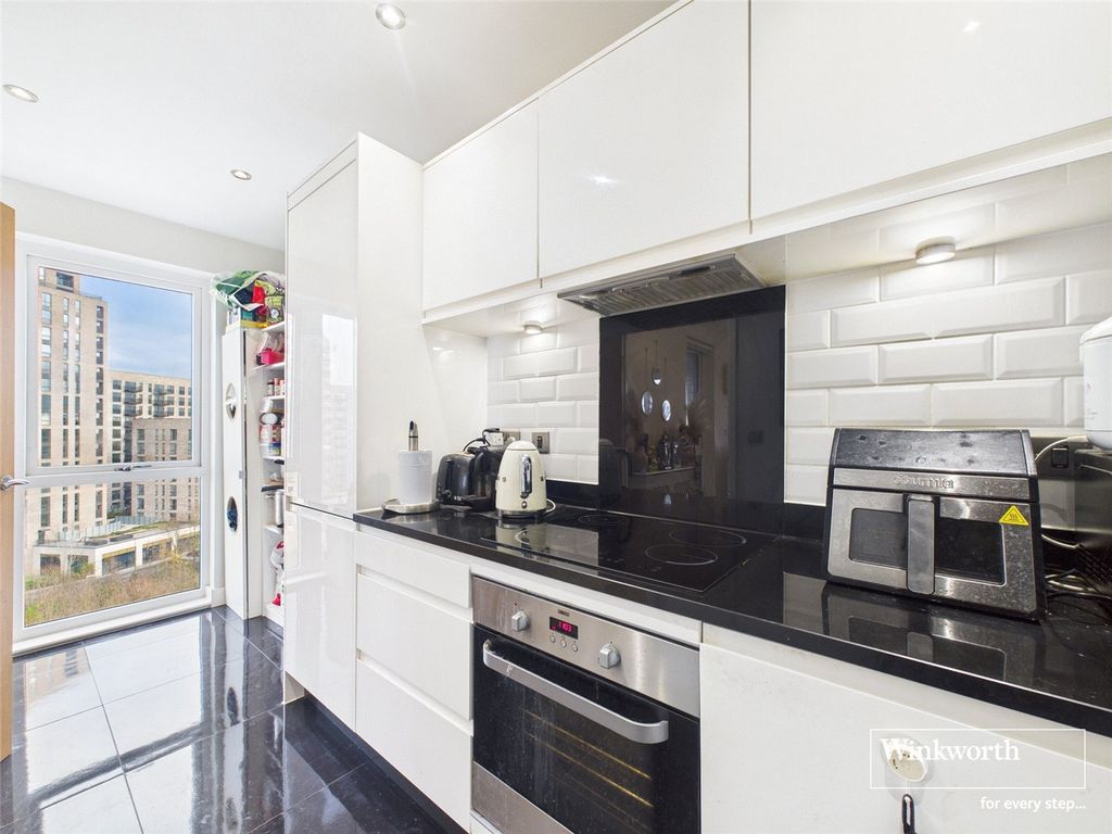 Property photo 3 of 11 Open Plan Kitchen