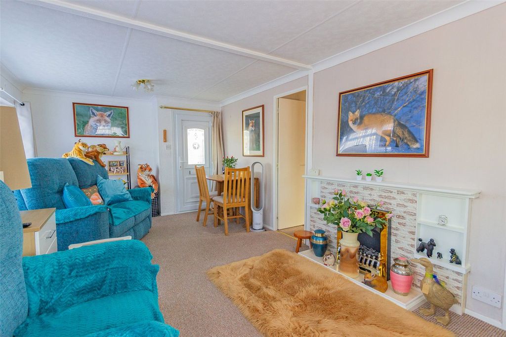 Property photo 2 of 23 Picture No. 08