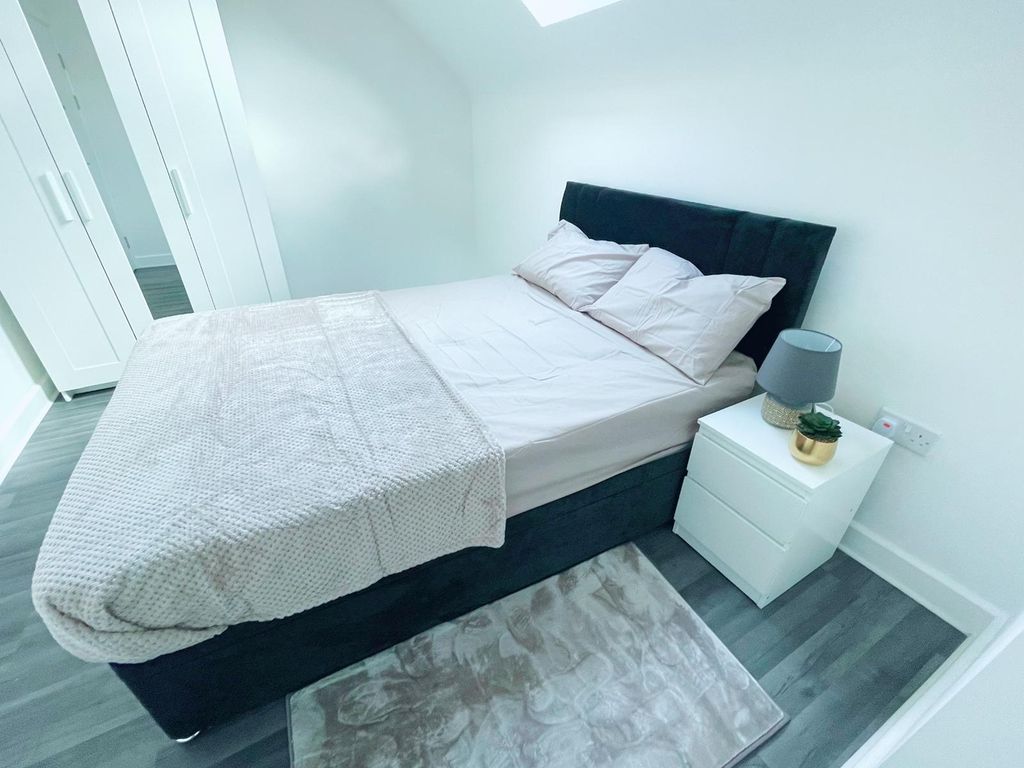 Property photo 2 of 3