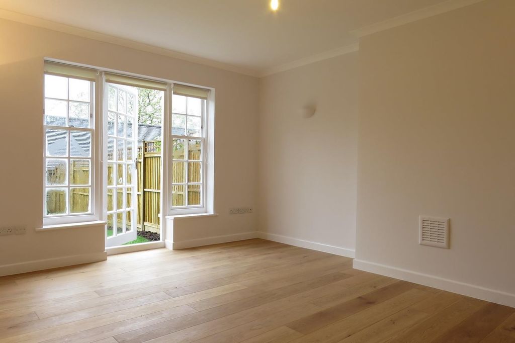 Property photo 3 of 7 3.Jpg