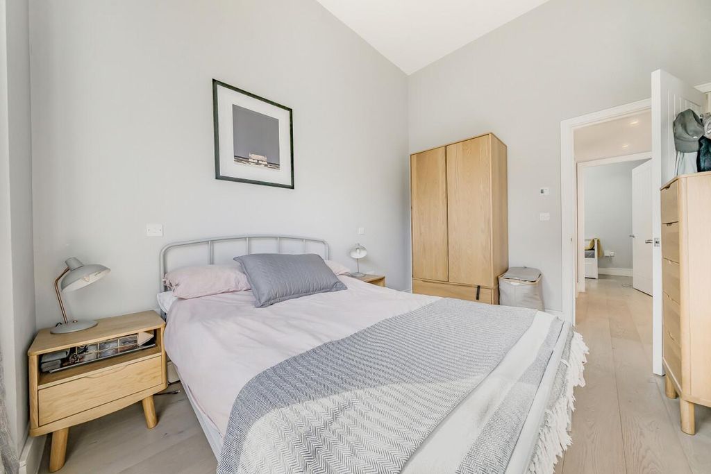 Property photo 3 of 9 Picture 3