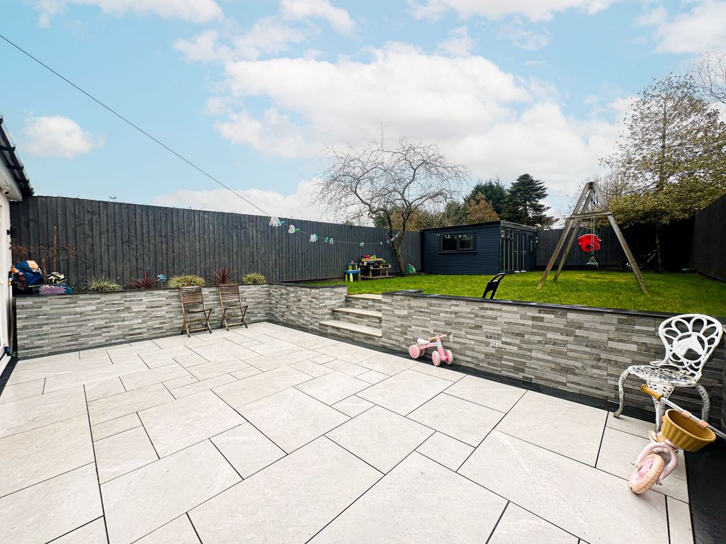 Property photo 3 of 29