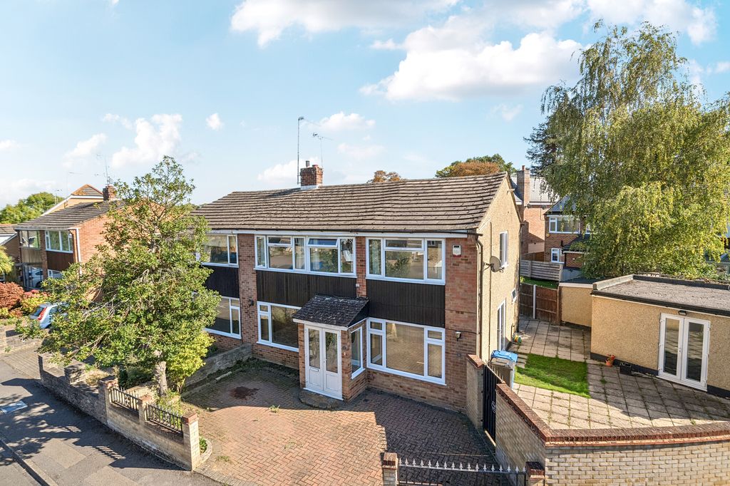 Property photo 1 of 10