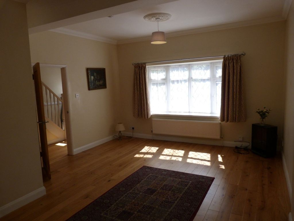 Property photo 2 of 13 Photograph 2