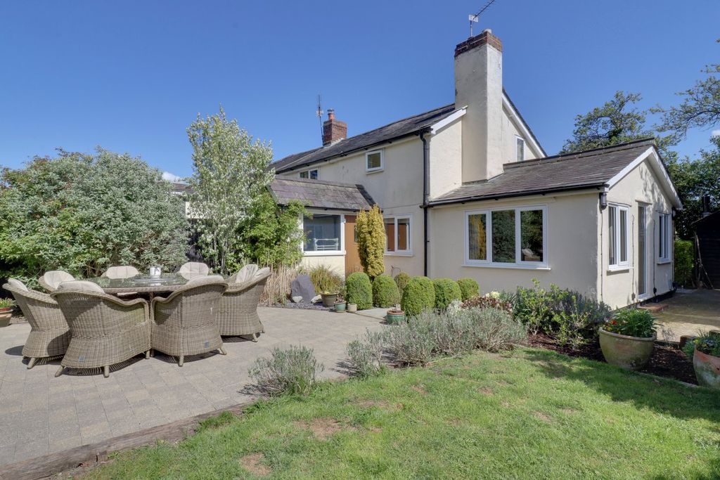 Property photo 1 of 24