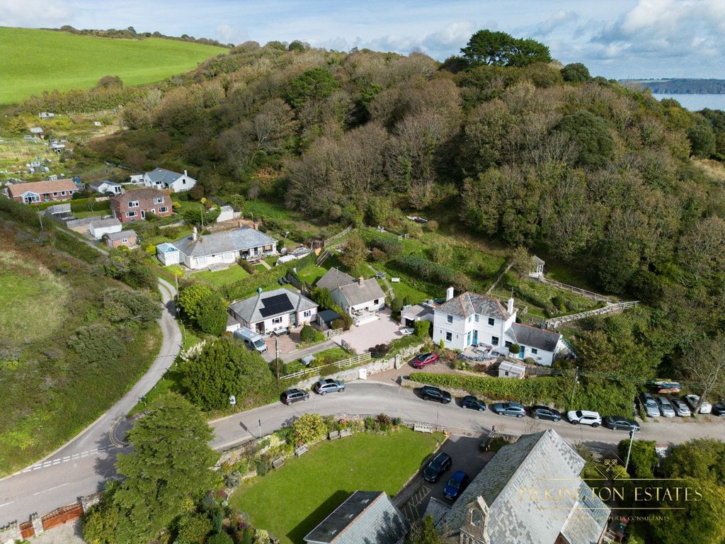 Property photo 2 of 26 4565672