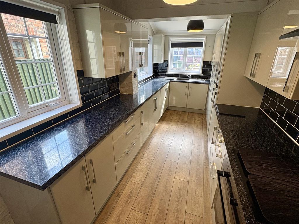 Property photo 2 of 10 2