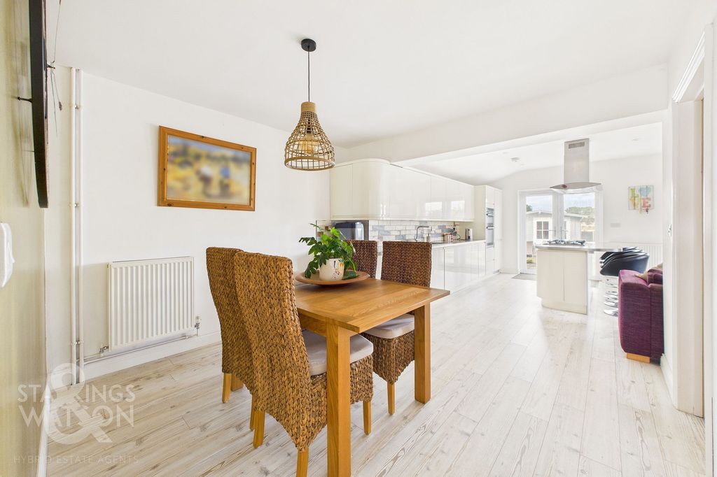 Property photo 1 of 30