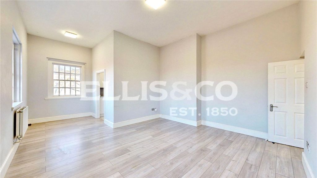 Property photo 1 of 25 Picture No. 20