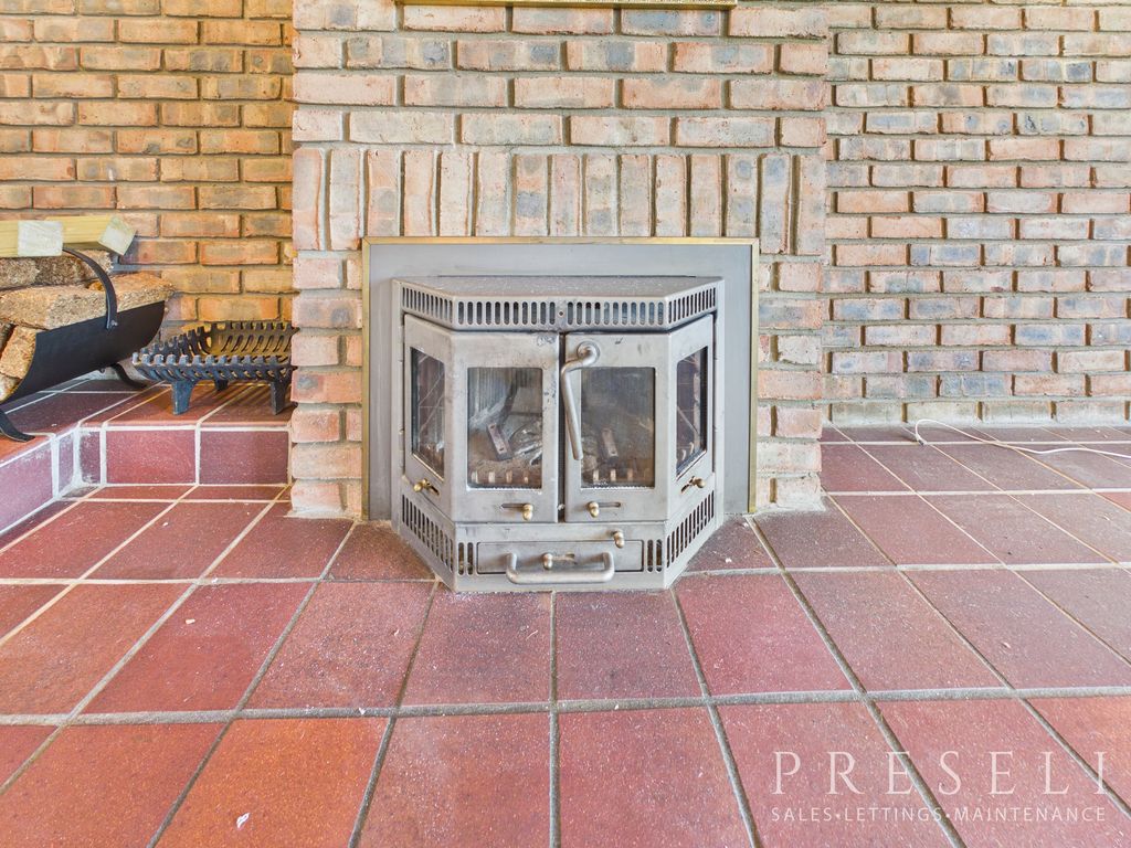 Additional image 7 of 3 bed detached house to rentSt. Davids Road, Haverfordwest SA62