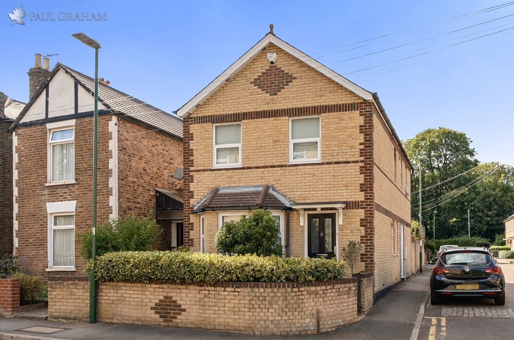 Property photo 1 of 24