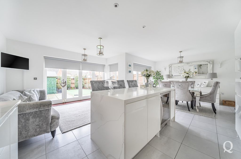 Property photo 3 of 25 d6F67071-366B-47A...