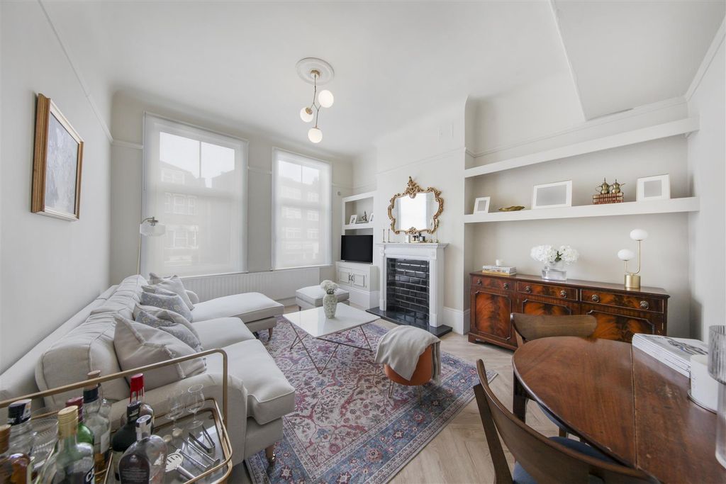 Property photo 1 of 12 Flat F, Gleneagle Court - W2Jf6Nvht0Oy4K4B5i0B.Jpg