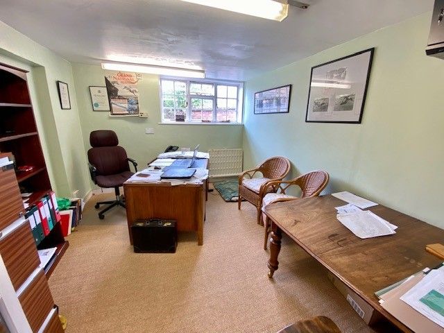 Property photo 2 of 5 Photo