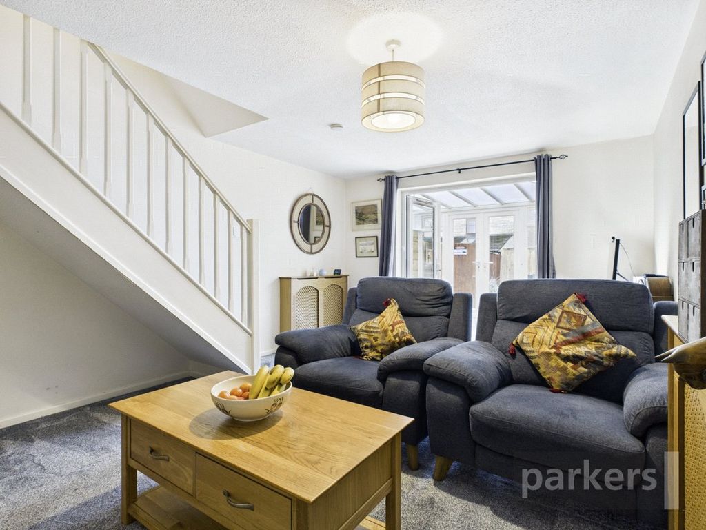 Property photo 2 of 25 Living Room