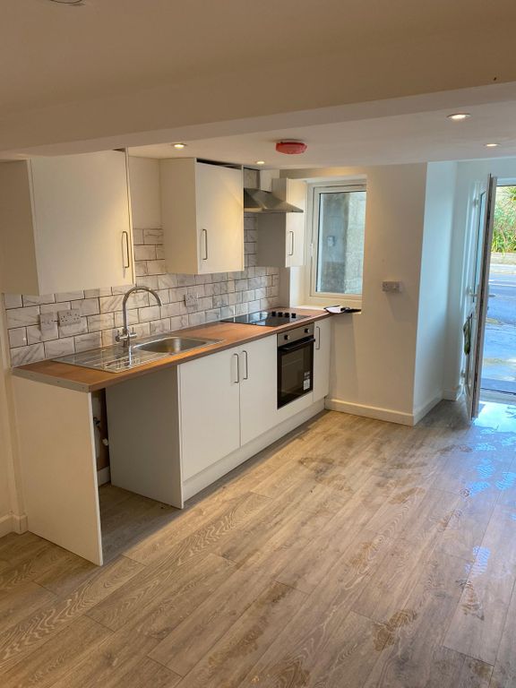 Property photo 3 of 4