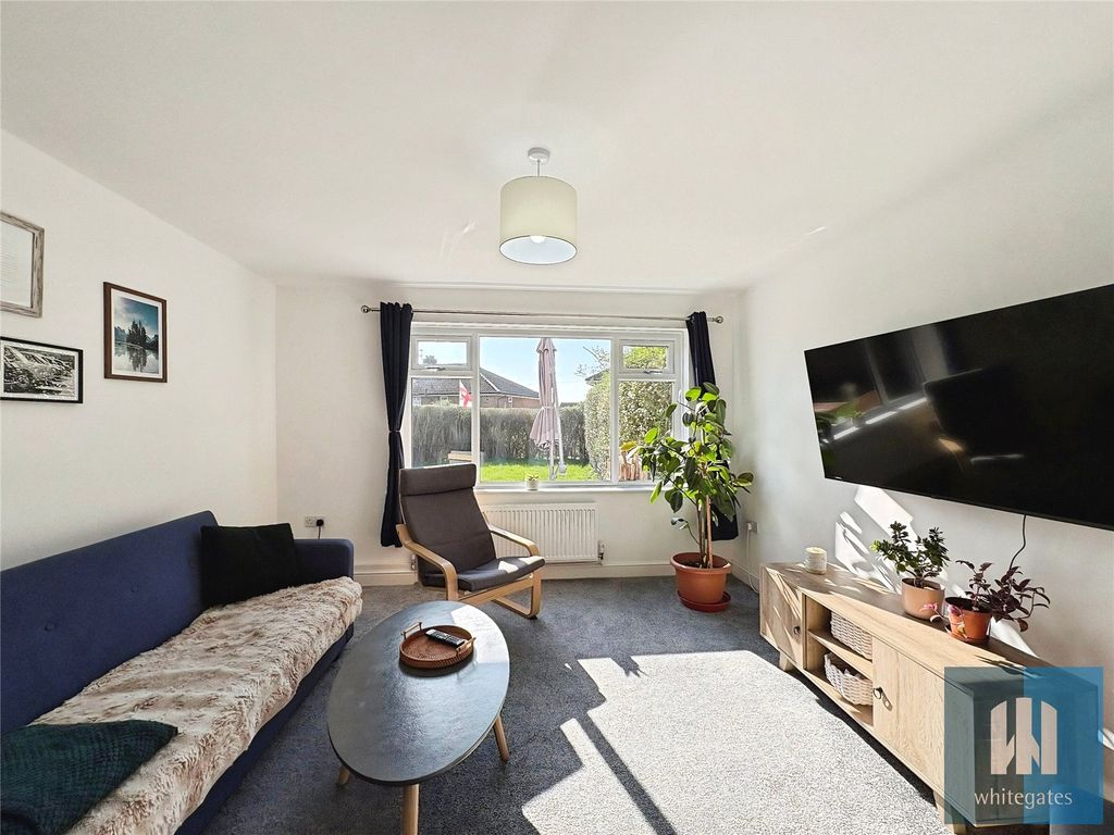 Property photo 2 of 20 Picture No. 19