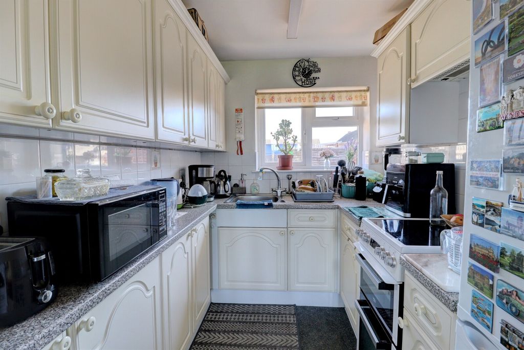 Property photo 3 of 7 Picture No. 08