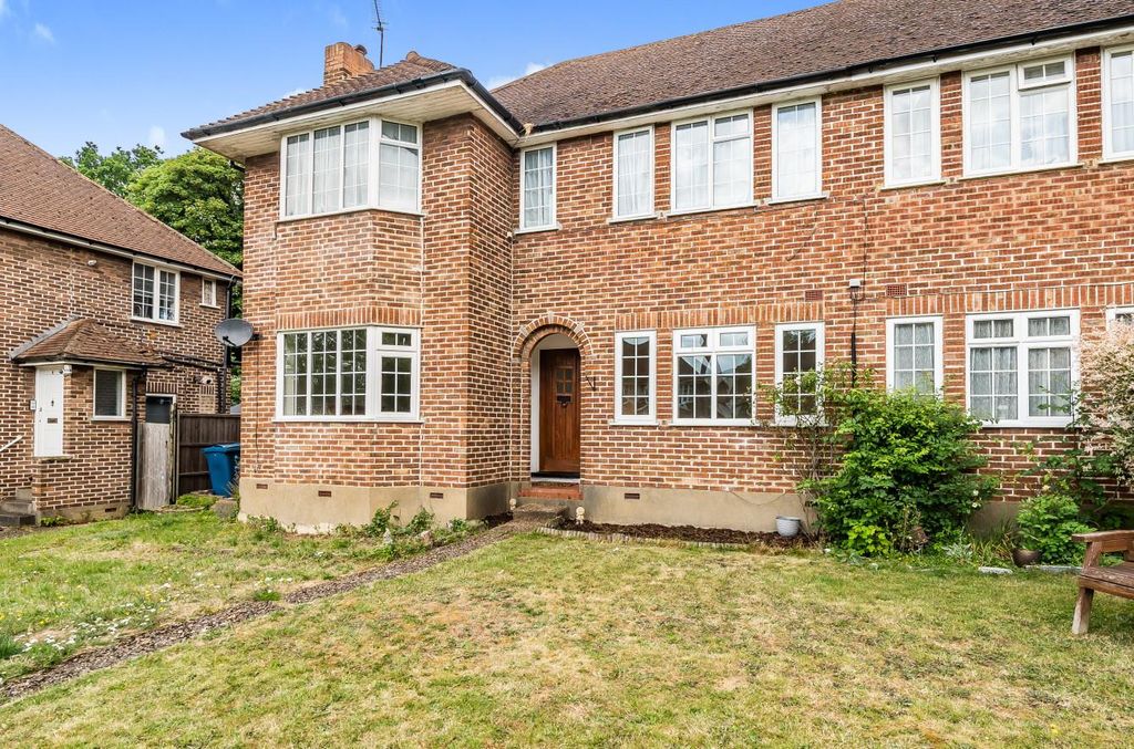 Property photo 1 of 13 Davidson Frost-Wellings, Dfw, Springfield Close, S