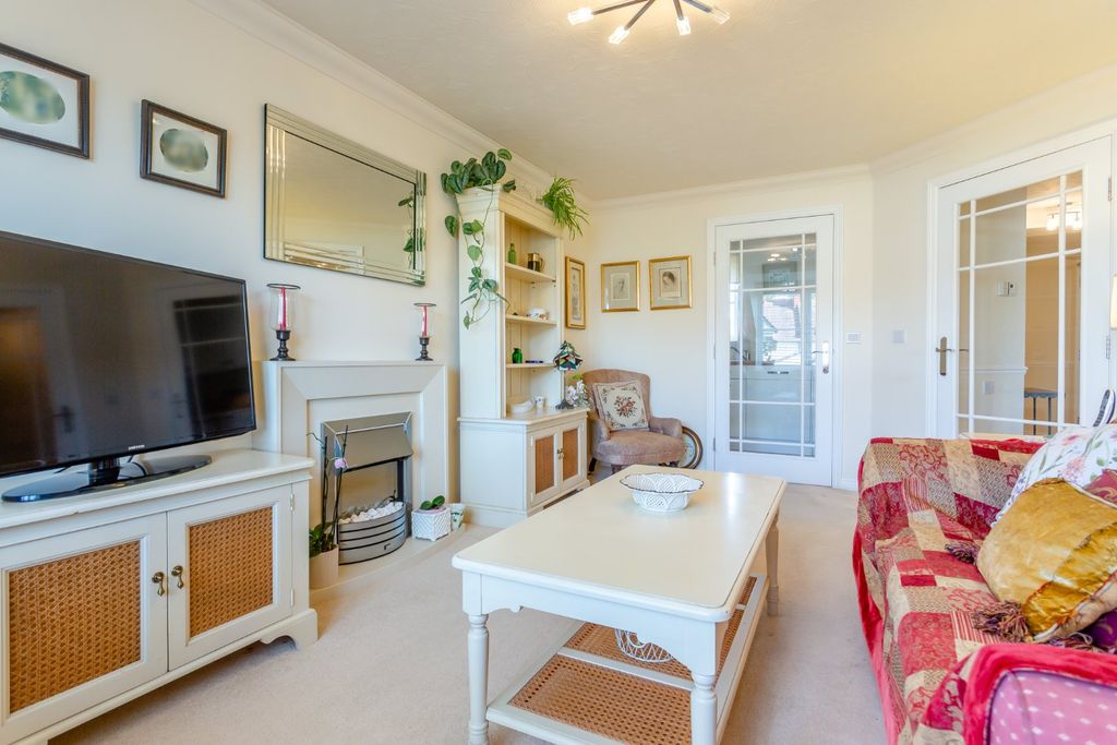 Property photo 3 of 10 Picture No. 04
