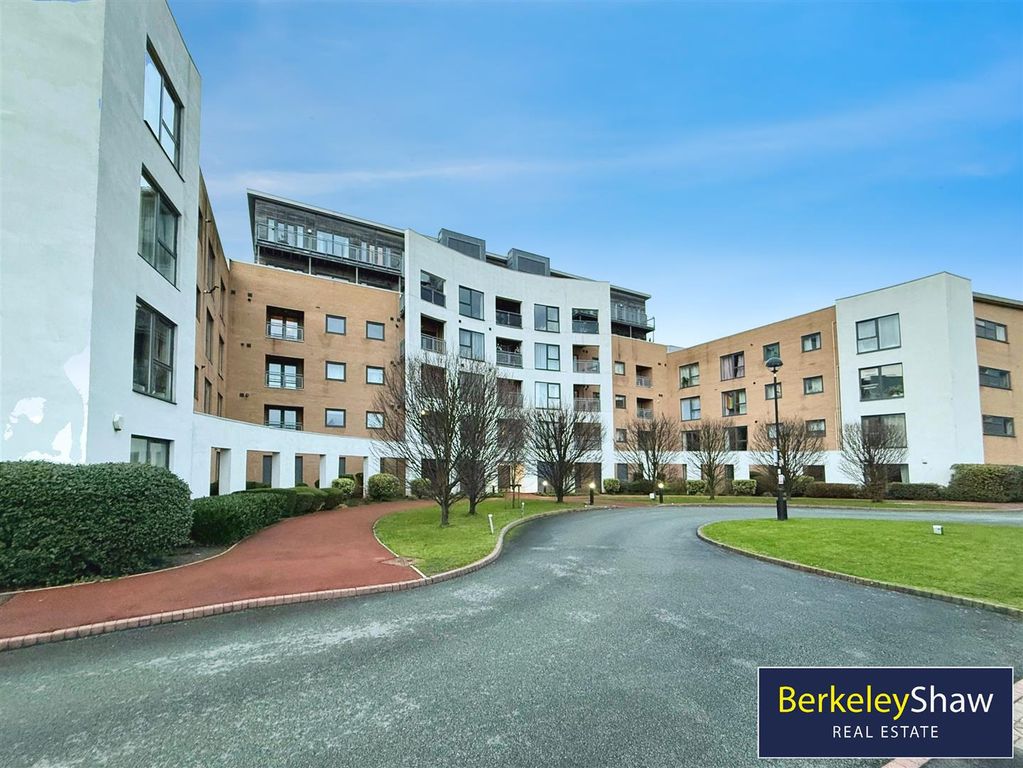 Property photo 1 of 20 Exterior