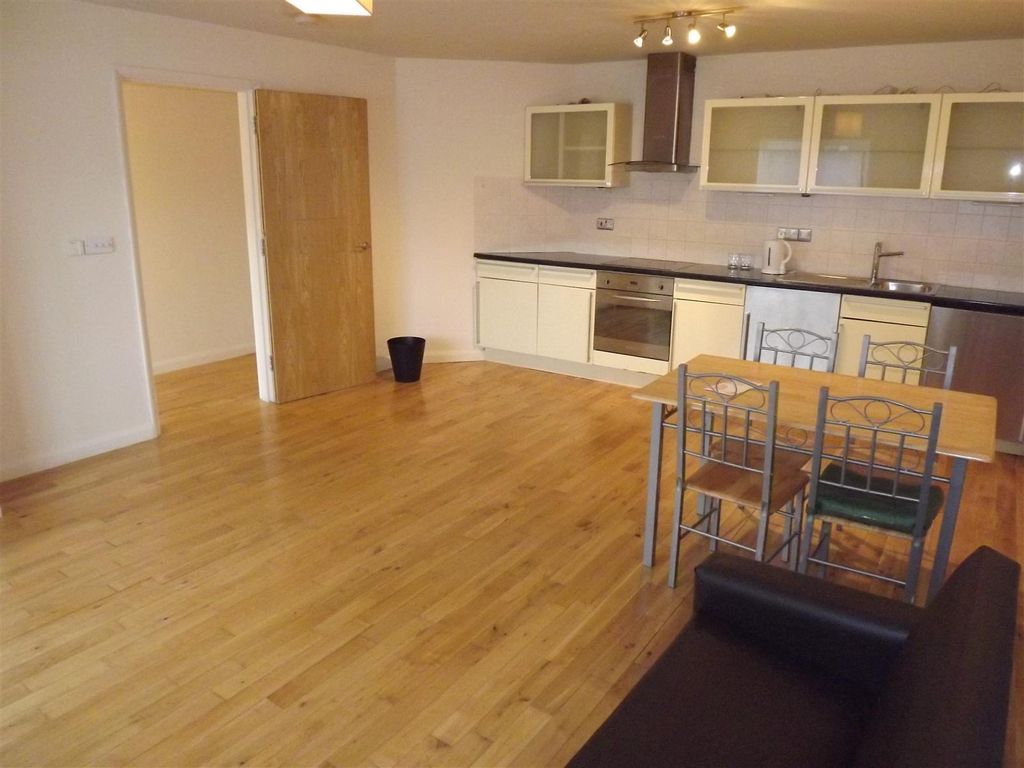 Property photo 2 of 4