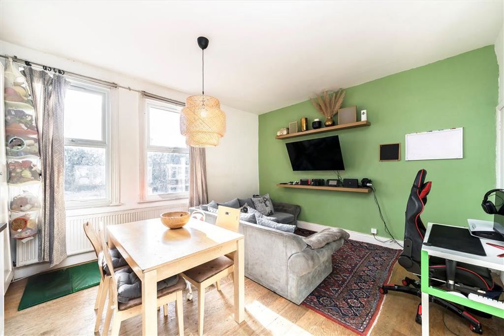 Property photo 2 of 5